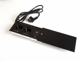 IRODABÚTOR TARTOZÉKOK KONNEKTOR ELOSZTÓ MODULBOX III - 3x230V MATT FEKETE #1