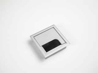 IRODABÚTOR TARTOZÉKOK - 30135 KÁBELKIVEZETŐ 80x80x25mm ALUMÍNIUM #1