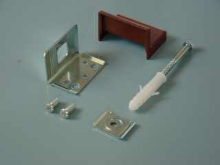 FÜGGESZTŐ ELEMEK - SZEKRÉNY FÜGGESZTŐ 345-ÖS VASALAT TIPLIVEL 52×35×32 mm BARNA #1