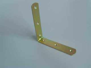 SZERELVÉNYEK - SAROKMEREVÍTŐ C3283-100 SAROKVAS 100x100mm SÁRGARÉZ #1