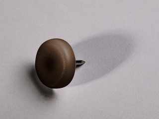 SZERELVÉNYEK - PADLÓVÉDŐ CSÚSZTATÓSZEG 25mm SZEGGEL BARNA #1